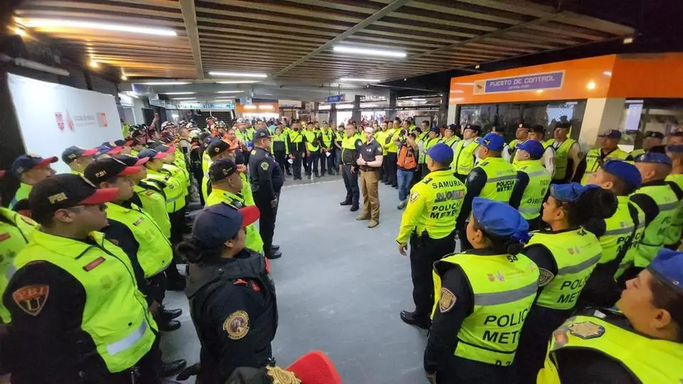 Metro CDMX implementó operativo especial por partido México vs Portugal. / @MetroCDMX