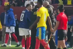 El monumental gesto de Mbappé con niño que fue tacleado por seguridad en el Colombia vs Francia