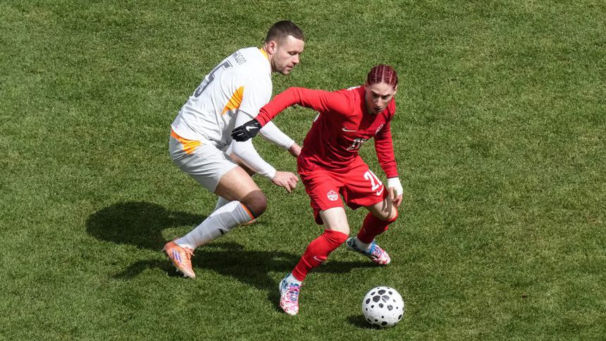 Marcelo Flores con la Selección de Canadá en el amistoso ante Islandia | AP