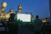 Zócalo de CDMX se llena de aficionados para ver el México vs Portugal en pantalla gigante