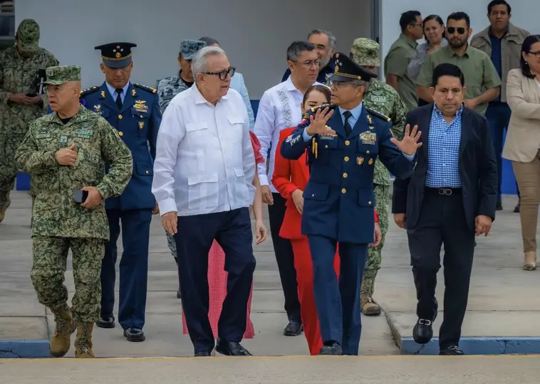 El Gobernador de Sinaloa niega todo vínculo con el crimen organizado y afirma que es un ataque político / FB: @RochaMoyaR