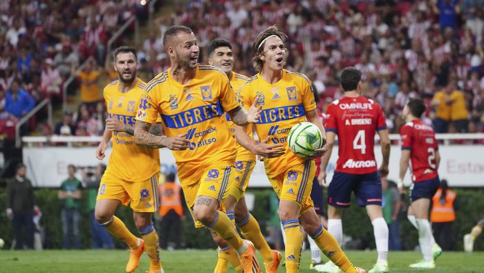 Jugadores de Tigres celebran ante Chivas en la Final del Clausura 2023 de la Liga MX | IMAGO 7