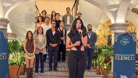 José Ron, África Zavala y Claudia Álvarez encabezan la nueva telenovela Corazón de Marruecos. /  Georgina Sánchez