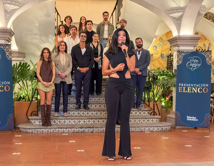 José Ron, África Zavala y Claudia Álvarez encabezan la nueva telenovela Corazón de Marruecos. /  Georgina Sánchez