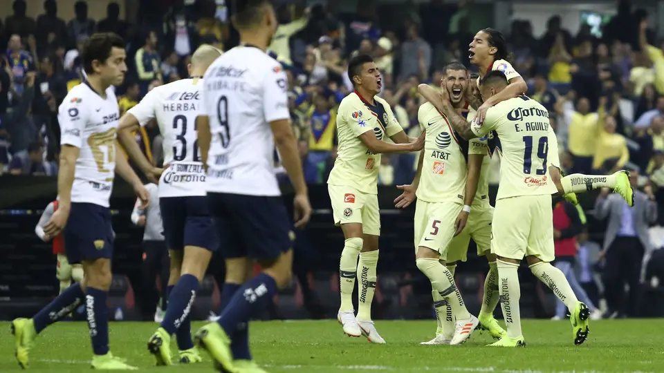 Jugadores de América celebran ante Pumas en la Semifinal del Apertura 20218 de la Liga MX | IMAGO 7