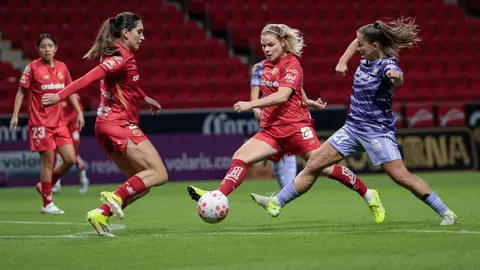 Jugadoras de Tigres y Toluca en el Clausura 2026 de la Liga MX Femenil | IMAGO 7