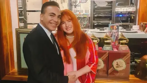 Los novios se conocieron desde hace tiempo, pero no habían dicho nada al respecto / FB: @kuhnemusic