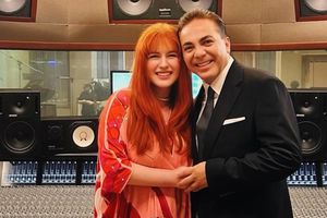 Cristian Castro y Victoria Kühne confirman relación ¿Quién es la nueva novia del cantante?