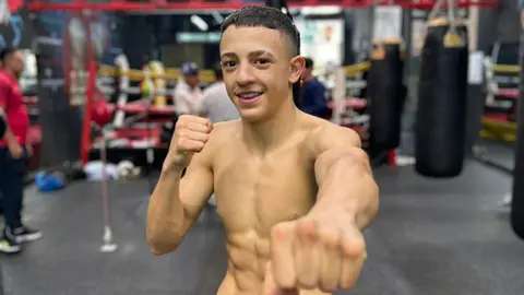 Juan Pérez peleará el próximo 15 de mayo en la histórica Arena Coliseo | MARIO GUZMÁN