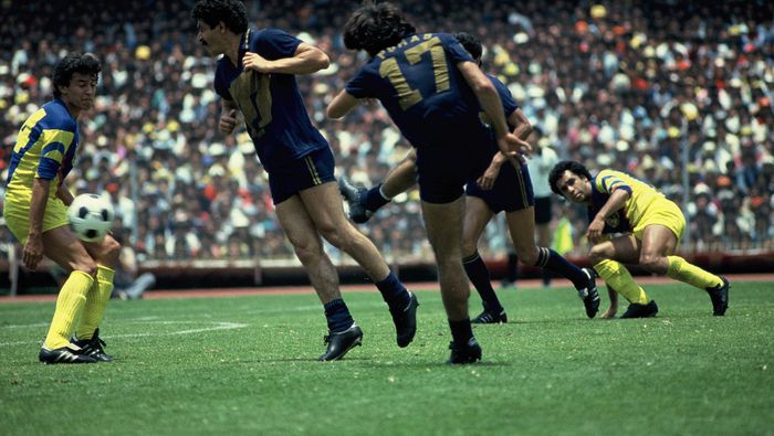 Ricardo Ferretti en la Final de Pumas contra América en la Temporada 1984-85 | MEXSPORT