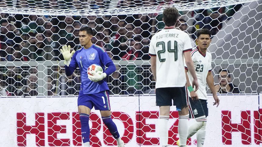 'Tala' Rangel en el partido de la Selección Mexicana contra Portugal | IMAGO 7