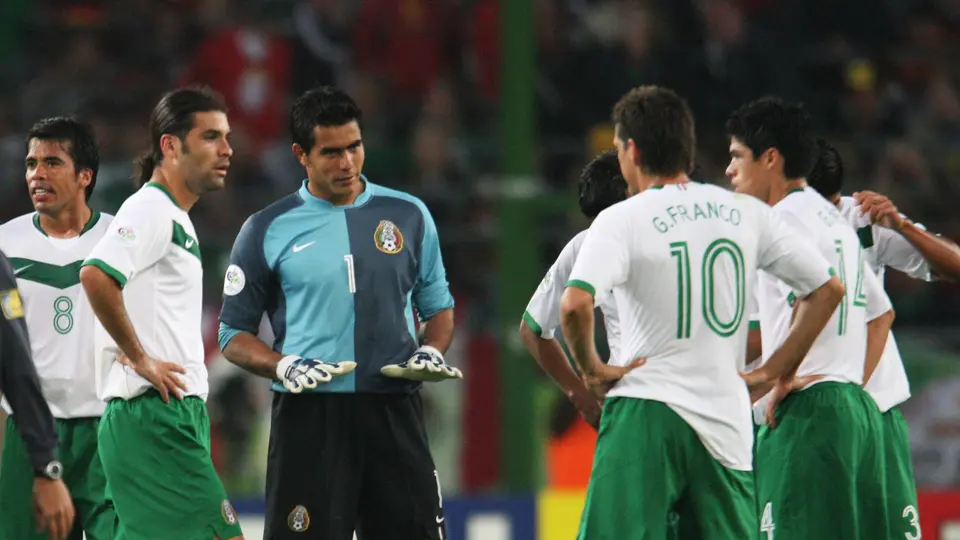 Oswaldo Sánchez, en el partido ante Angola en 2006 | MEXSPORT