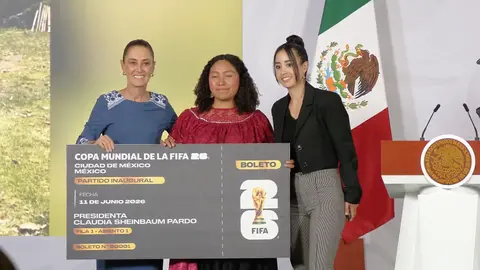 La ganadora del boleto 0001 es Yolett Cervantes Cuaquehua, originaria de Veracruz / Especial