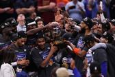 Los Knicks celebran en la Final de la Conferencia de Este de la NBA | AP
