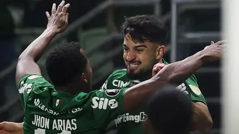 Palmeiras goleó a Junior y se mete en la siguiente ronda de la Copa Libertadores