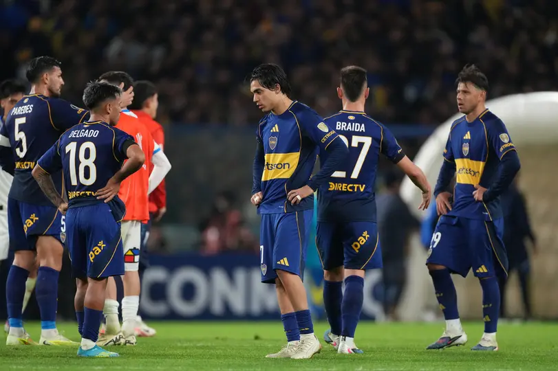 Jugadores de Boca Juniors en lamento tras perder Universidad Católica | AP