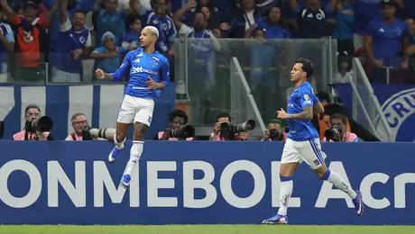 Cruzeiro golea a Barcelona y avanza a Octavos de Final de la Copa Libertadores
