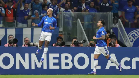 Cruzeiro golea a Barcelona y avanza a Octavos de Final de la Copa Libertadores
