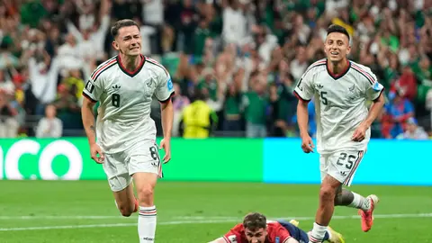 Álvaro Fidalgo, jugador de la Selección Mexicana | AP