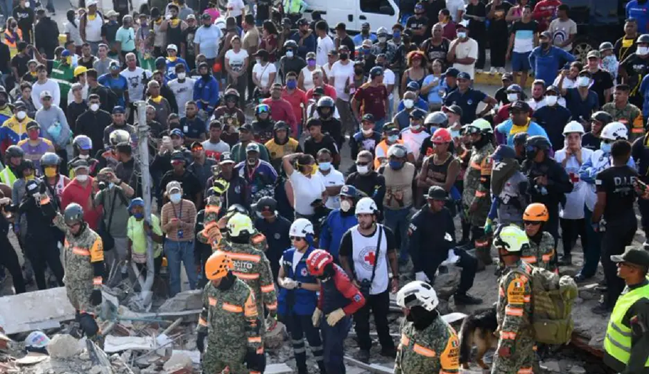 Labores de rescate en Venezuela, miembros del Ejército Mexicano presentes en el desatre / @SEDENA
