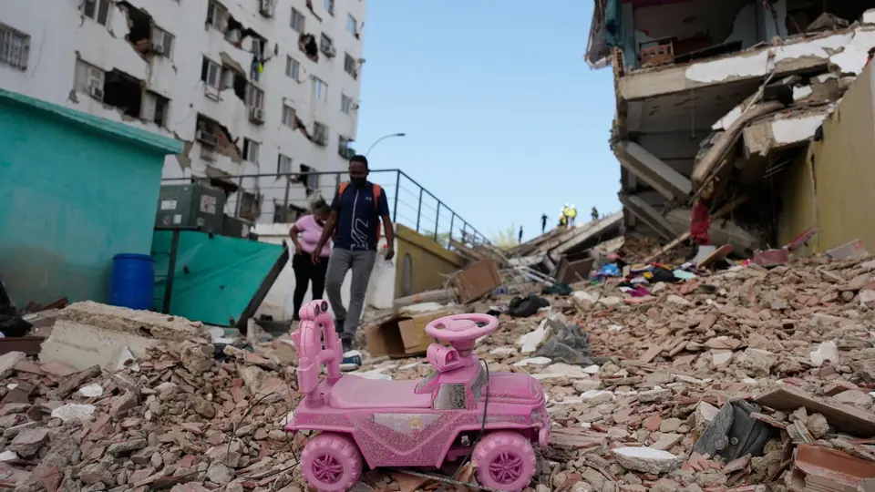 La Guaira permanece como la región con mayores daños tras el doble terremoto que sacudió el norte de Venezuela./ AP