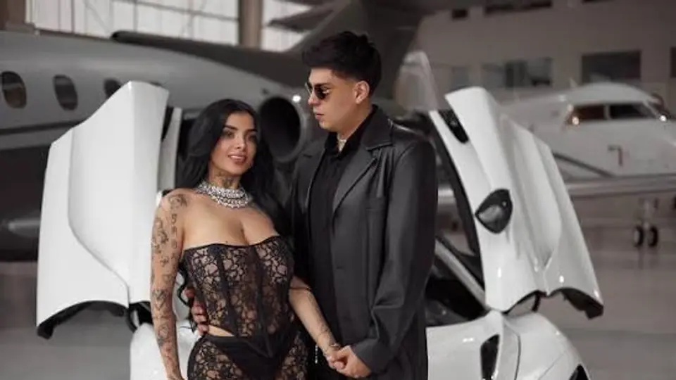 Jhon Echeverry es el esposo de Karely Ruiz y desarrolla su carrera artística como DJ y productor musical bajo el nombre de DJ John./ IG