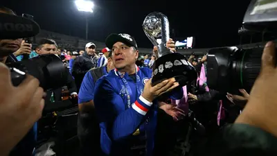 ¡Recuperó la grandeza! Víctor Velázquez ya suma seis títulos con Cruz Azul