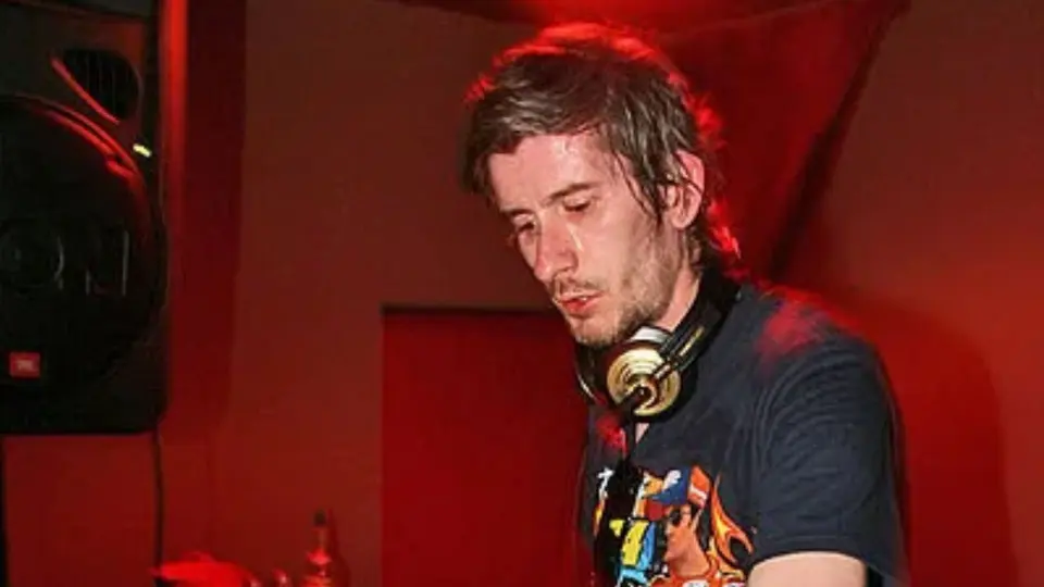 Vincent Belorgey dando sus primeros pasos en la música electrónica en 2005 / Redes