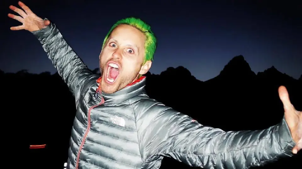 La producción también incluye las declaraciones de dos hombres que trabajaron con Jared Leto / FB: @ jaredleto