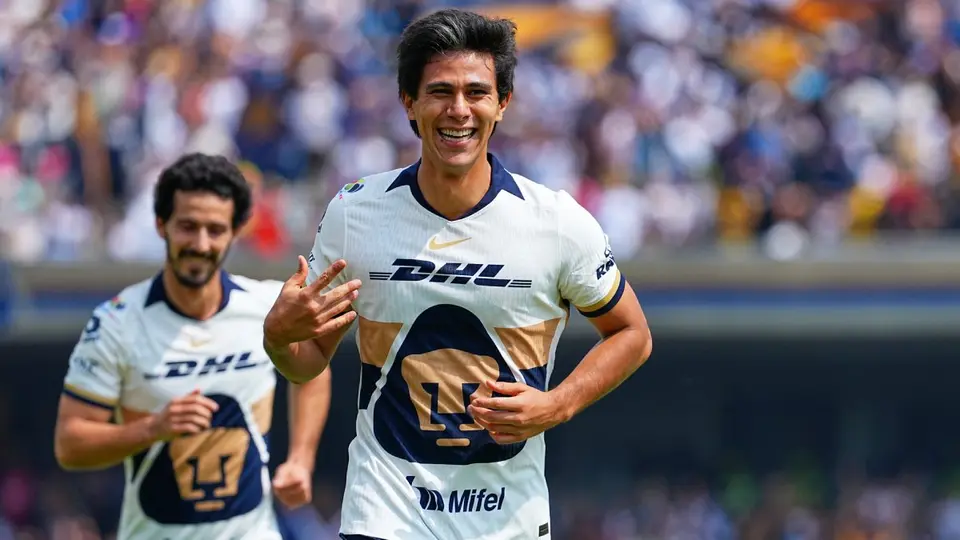 José Juan Macías con Pumas en la Liga MX | IMAGO 7