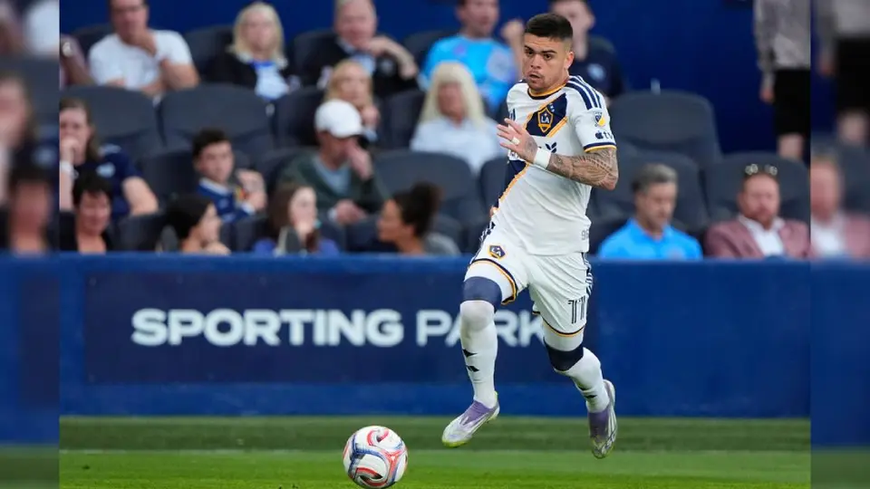 Gabriel Pec con LA Galaxy | AP