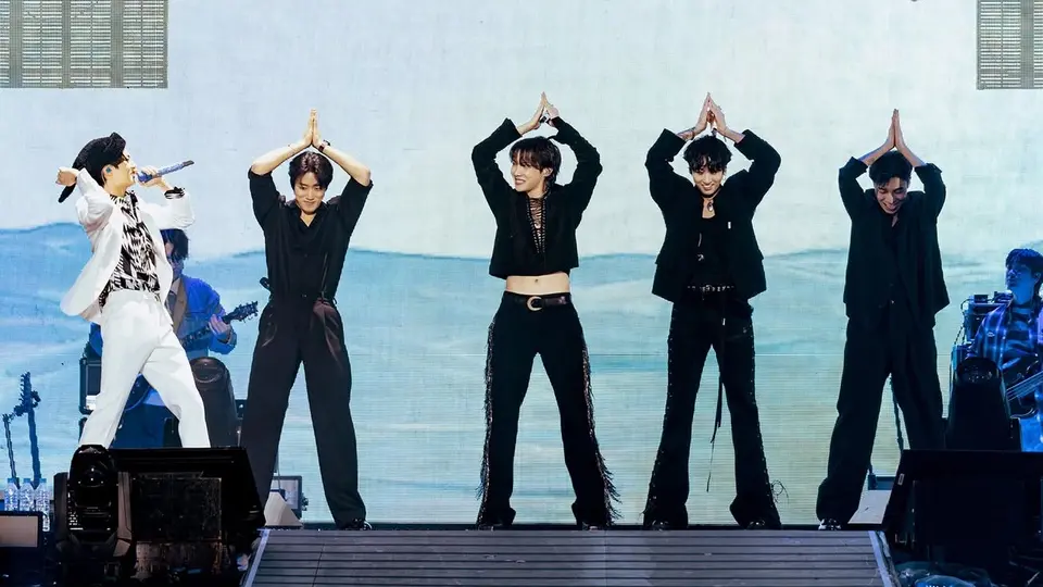 BTS sorprendió al anunciar que no participará en los Premios Grammy 2027 / FB: @bangtan.official