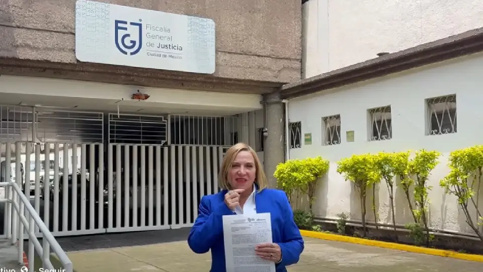 La diputada local del PAN, Olivia Garza, acudió ante la Fiscalía para que se investigue la muerte de las mujeres / Especial