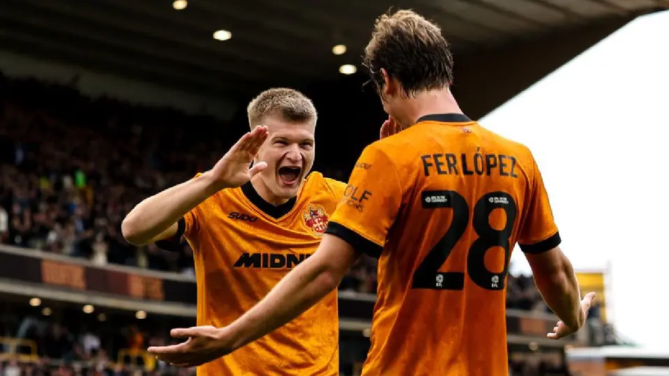 Fer López l Insta: @wolves