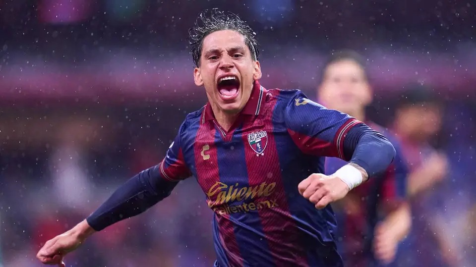 Martín Sarrafiore con Atlante | MEXSPORT
