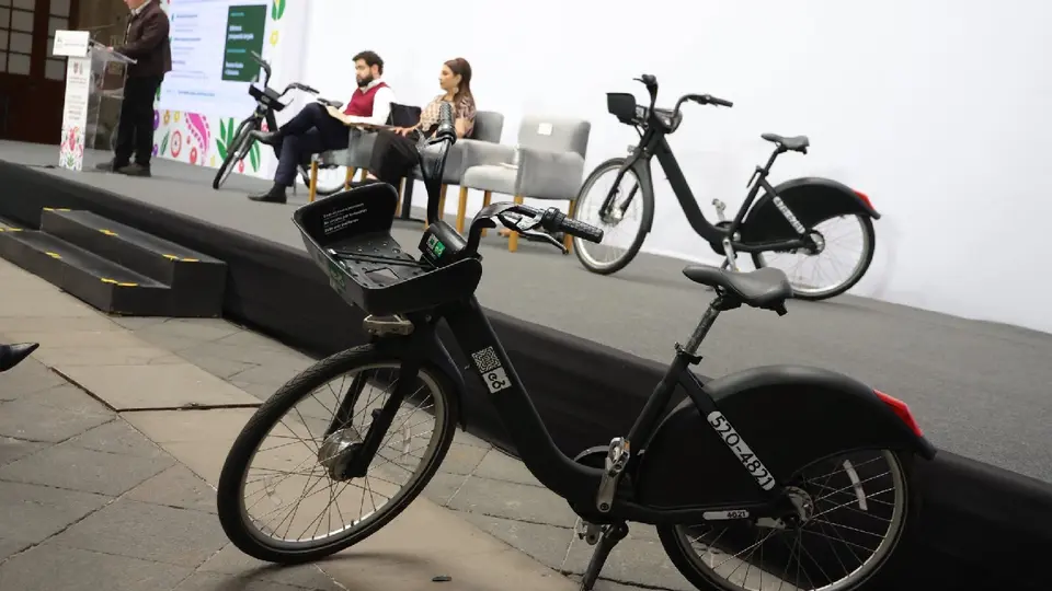 Moverse en bicicleta por la Ciudad de México tendrá nuevas posibilidades / FB: @LaSEMOVI