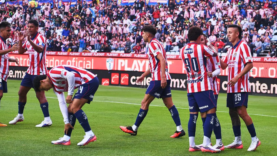 Chivas ya le gana a Pachuca | MEXSPORT