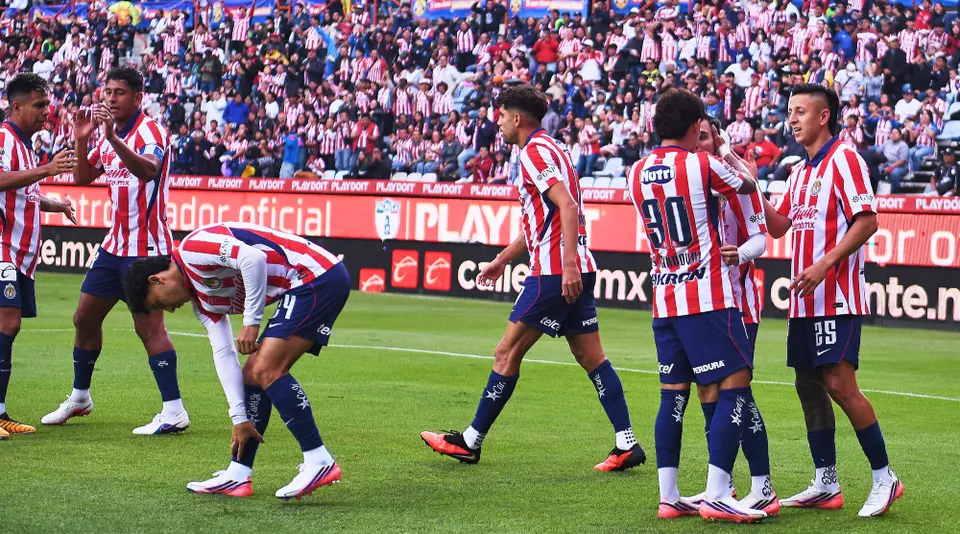 Chivas ya le gana a Pachuca | MEXSPORT