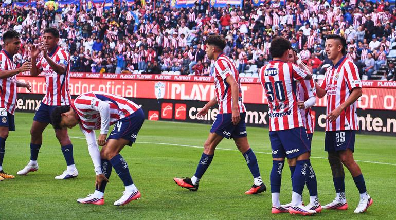 Chivas ya le gana a Pachuca | MEXSPORT
