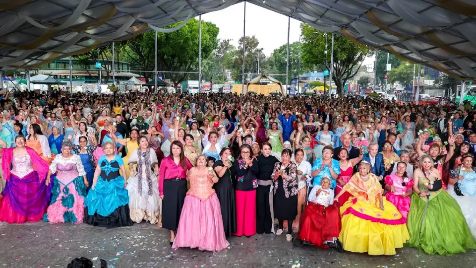 La alcaldesa de Iztapalapa, Aleida Alavez, participó en la celebración como madrina / FB: @AlcIztapalapa