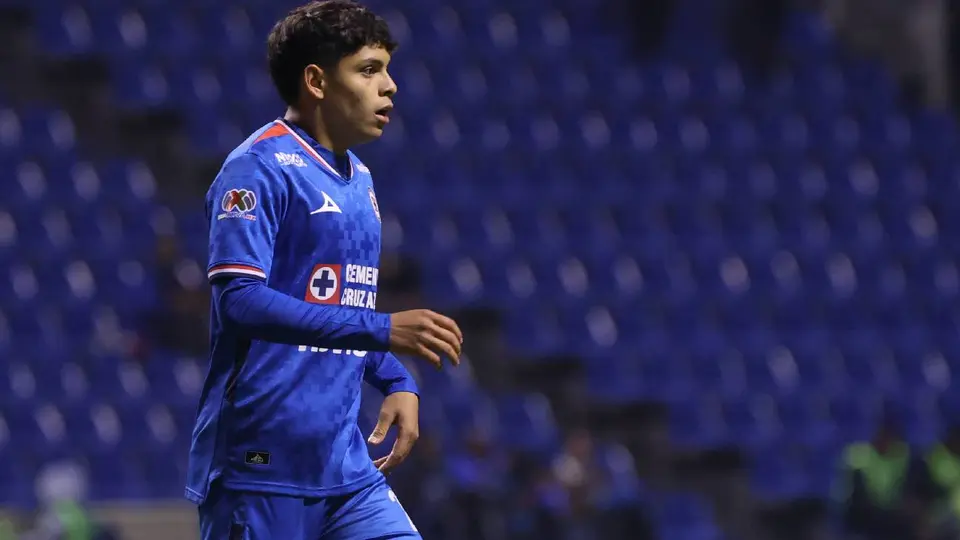 Rogelio González con Cruz Azul en el Apertura 2026 | IMAGO7