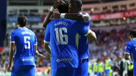 Despertó el campeón: Cruz Azul vence al Necaxa con golazos