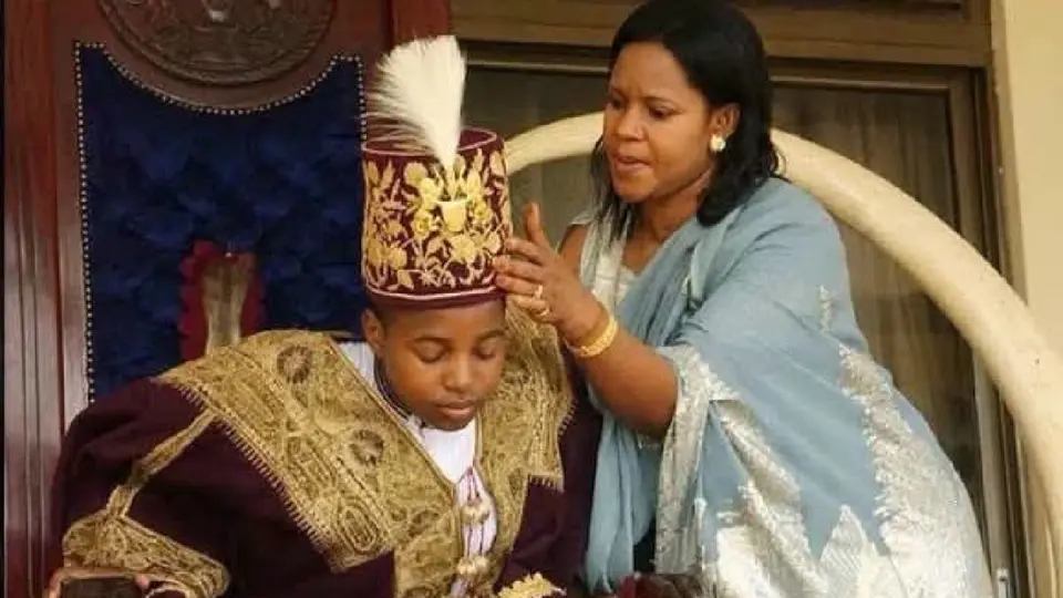 Oyo Nyimba ascendió al trono cuando tenía solamente tres años de edad / Especial
