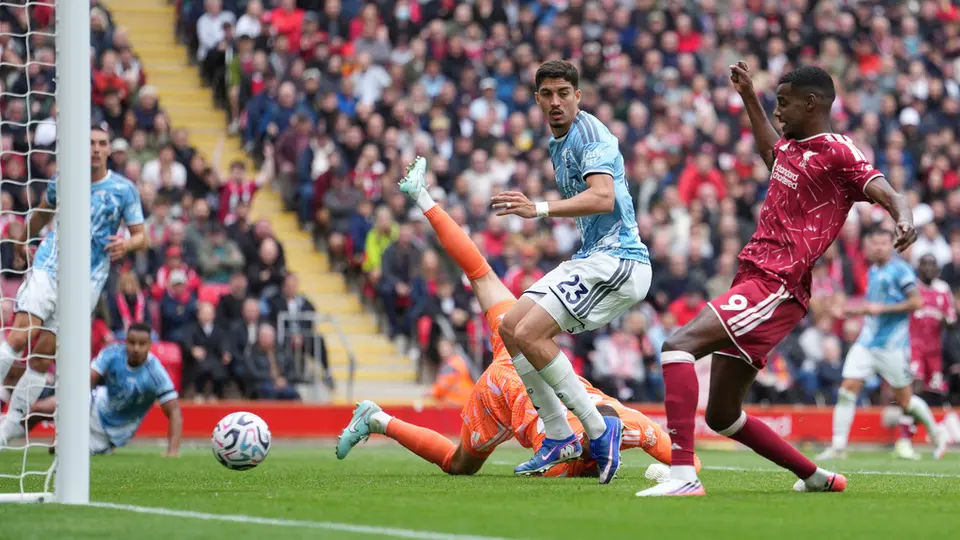 Liverpool ante Nottingham Forest | AP