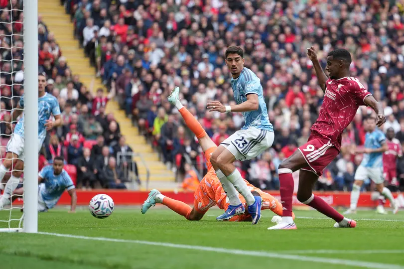 Liverpool ante Nottingham Forest | AP