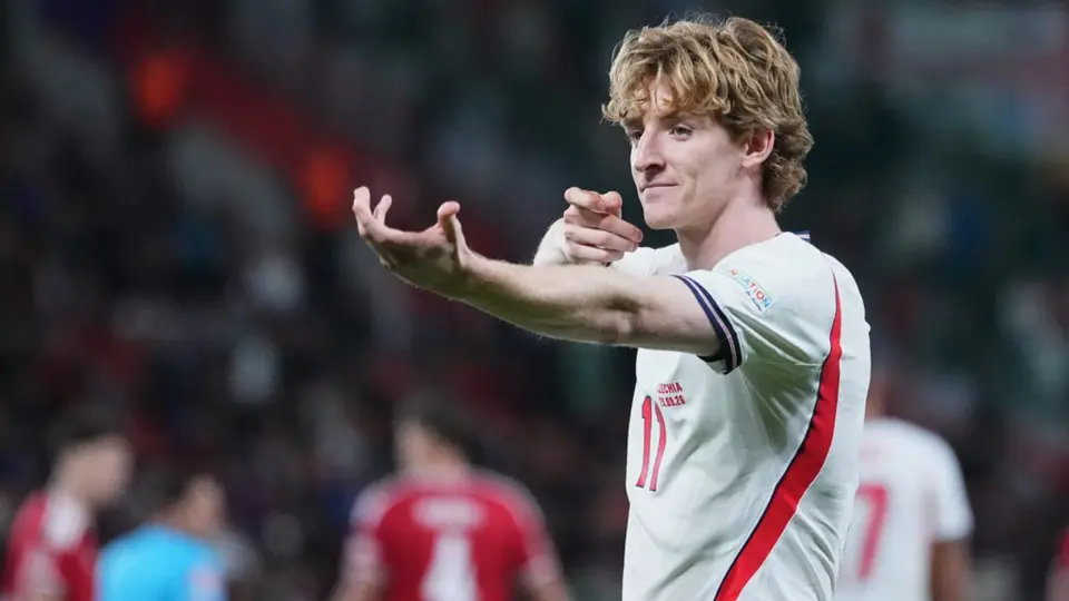 Anthony Gordon en celebración con la Selección de Inglaterra | AP