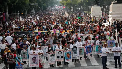 Caso Ayotzinapa: FGR identifica a 17 nuevos sujetos de investigación por la desaparición de los 43 normalistas