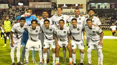 Gansito Hernández desata polémica por taparse la boca en foto de Piratas FC