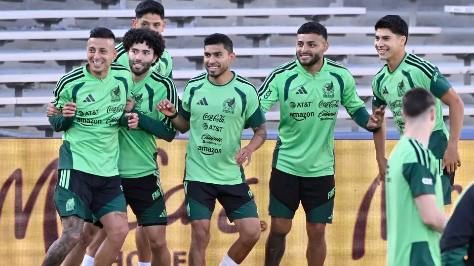 Jugadores de la Selección Mexicana en entrenamiento | MEXSPORT