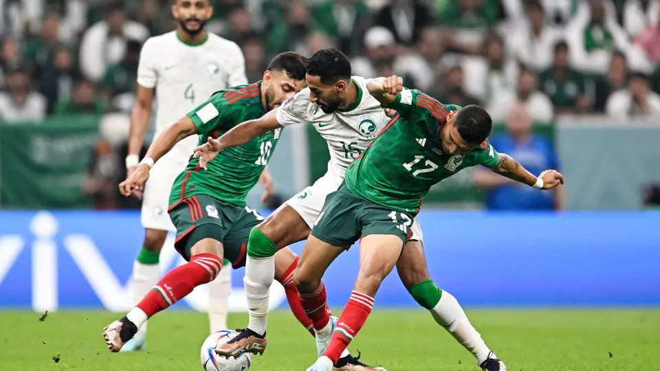 Alexis Vega y Orbelín Pineda en el Mundial 2022 | MEXSPORT